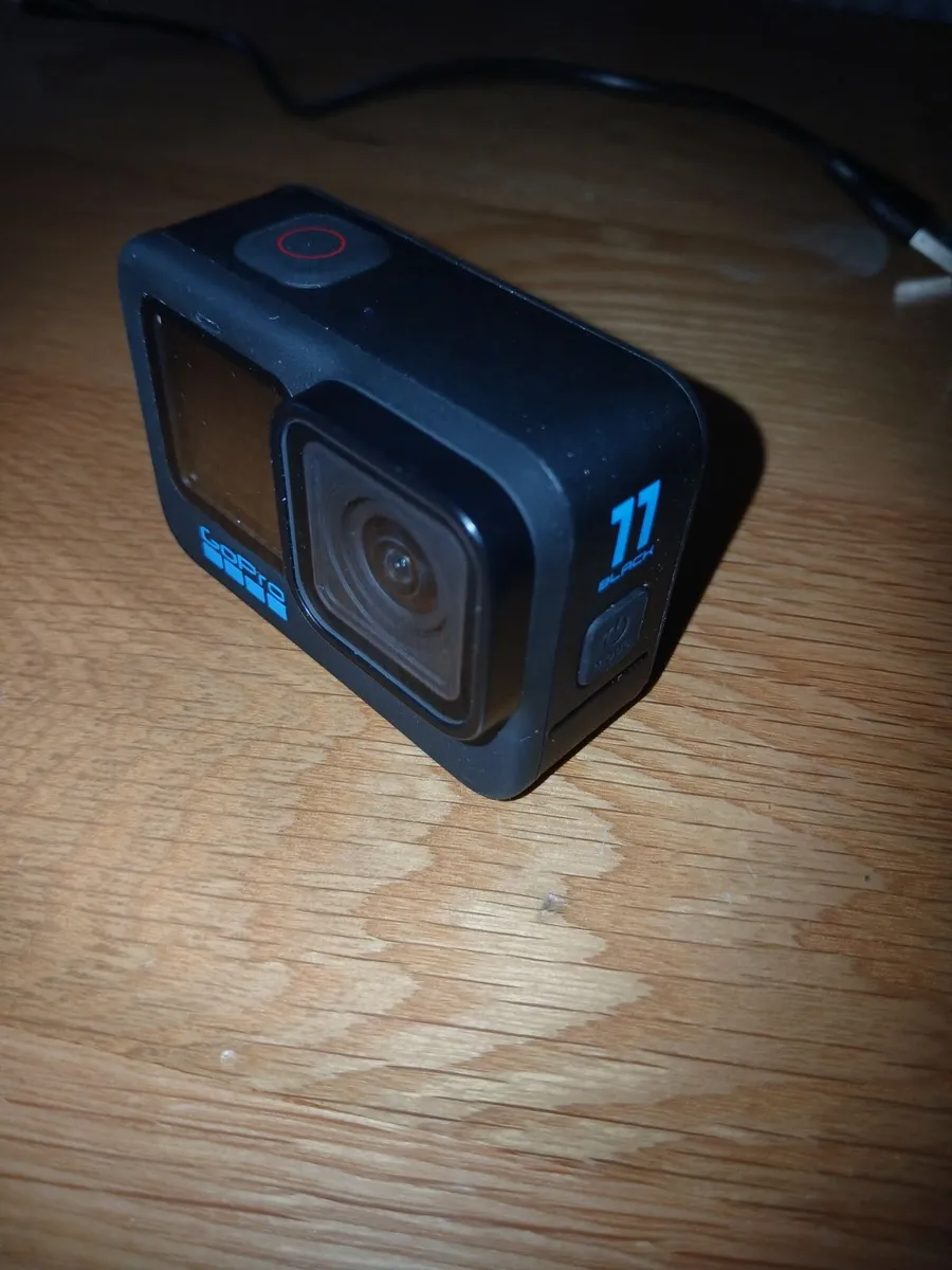 Go Pro HERO 11 camera - Image 2