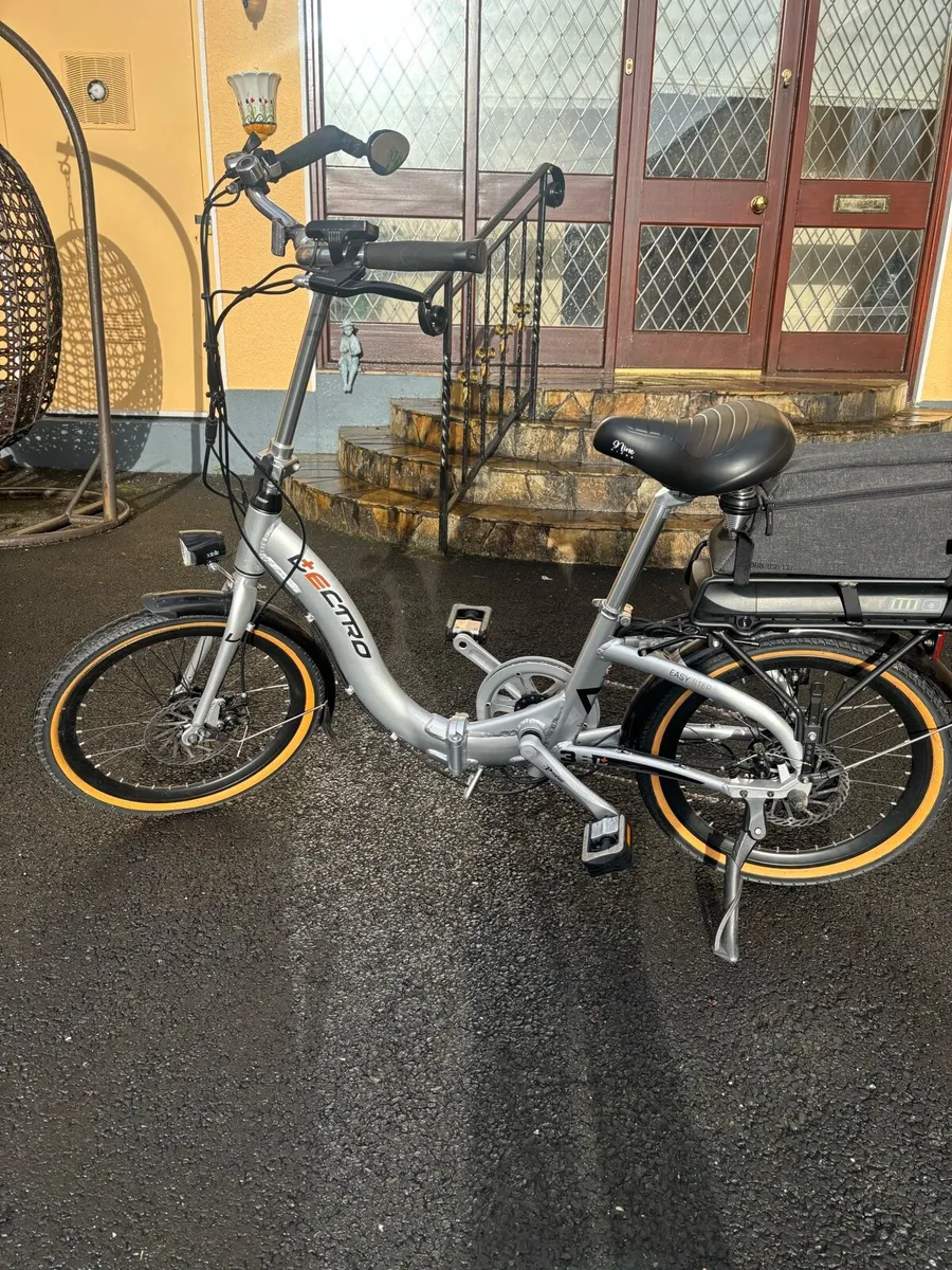 Lectro Easystep 250w Folding Bike - Image 1