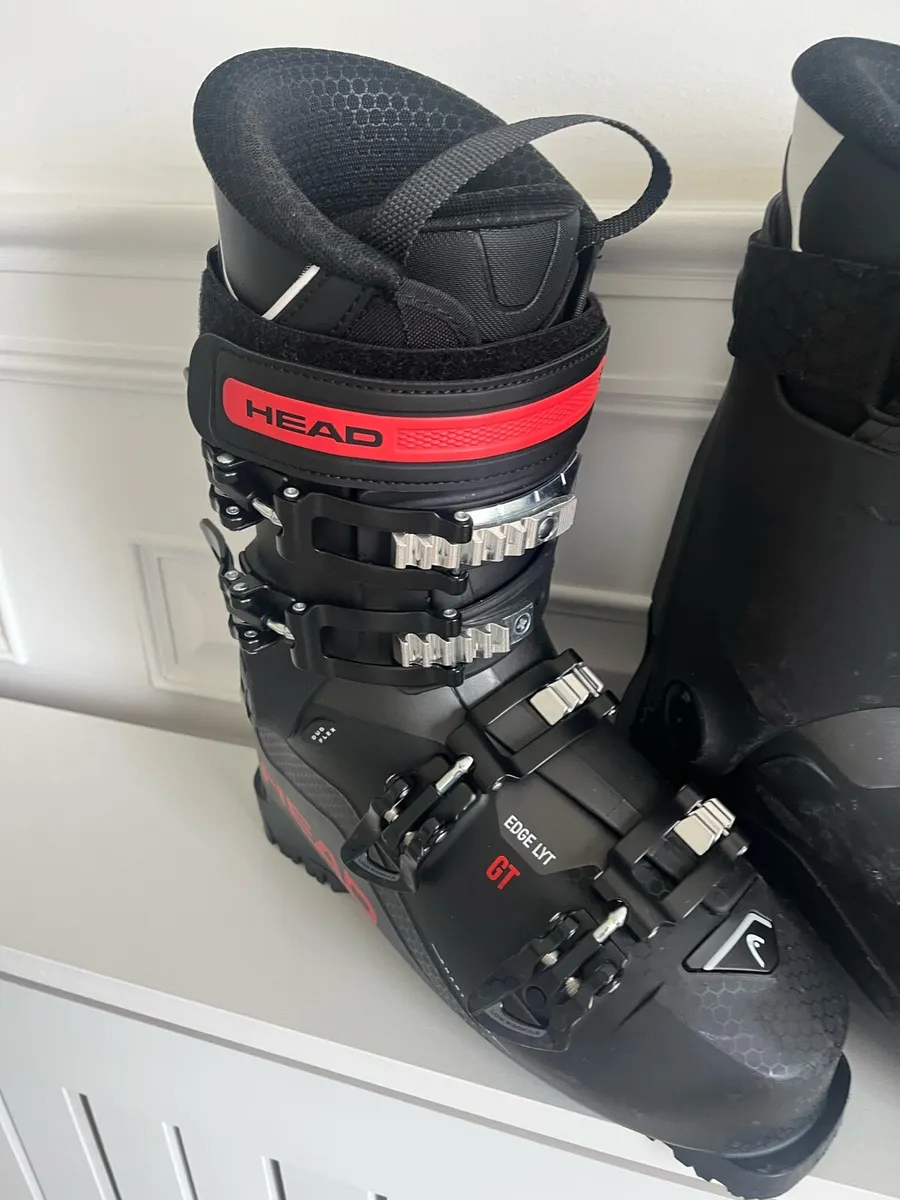 Ski boots - Image 2