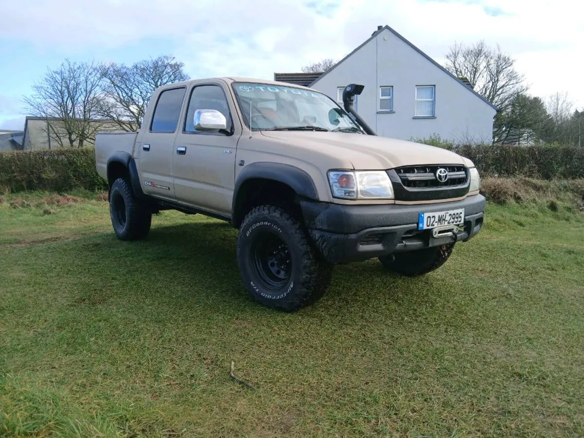 Toyota hilux 2.5 d4d - Image 2