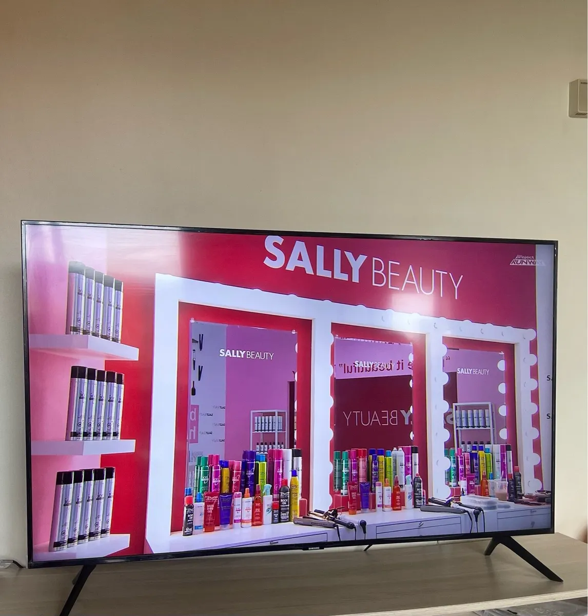 50 inch Samsung TV - Image 4