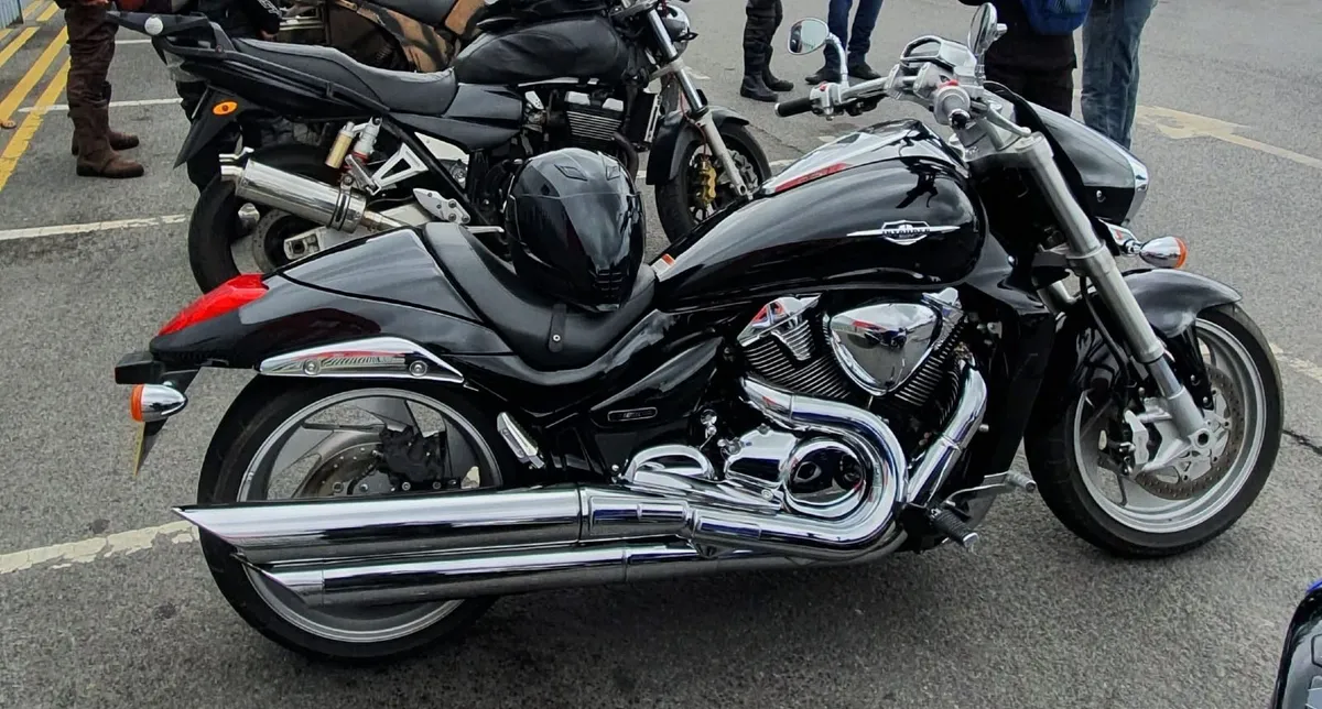 Suzuki Intruder VZR1800 / M109R  LOW MILEAGE - Image 2