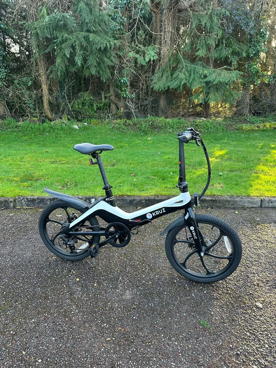 Kruz Belize Electric Folding Bike - Image 4
