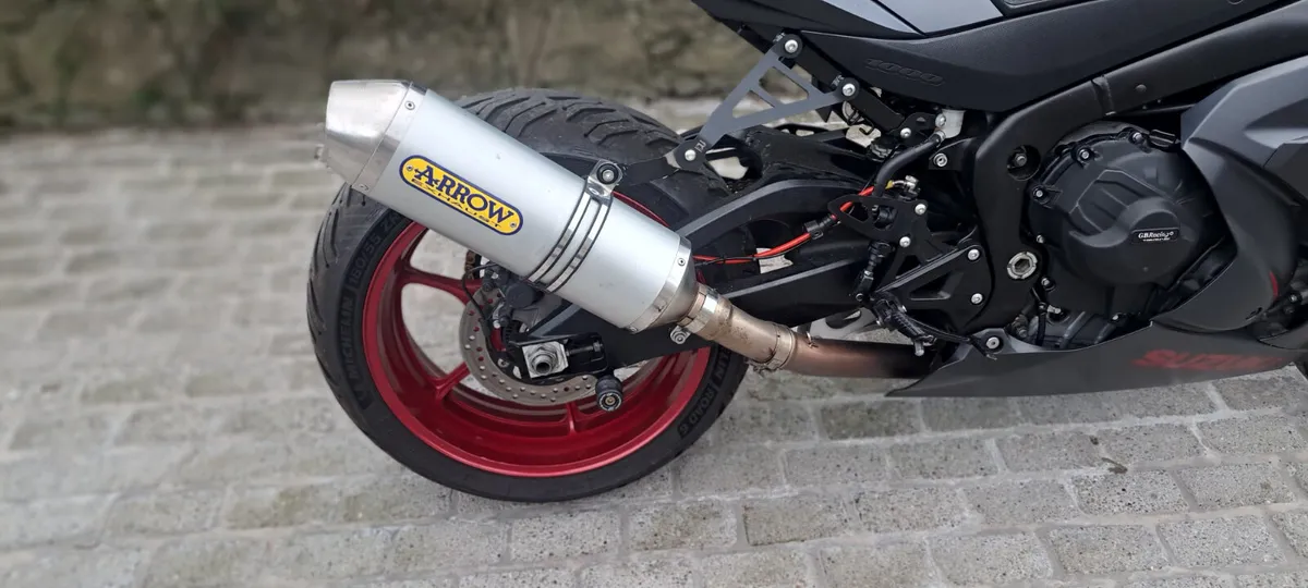 17 Suzuki GSX-R 1000 - Image 4
