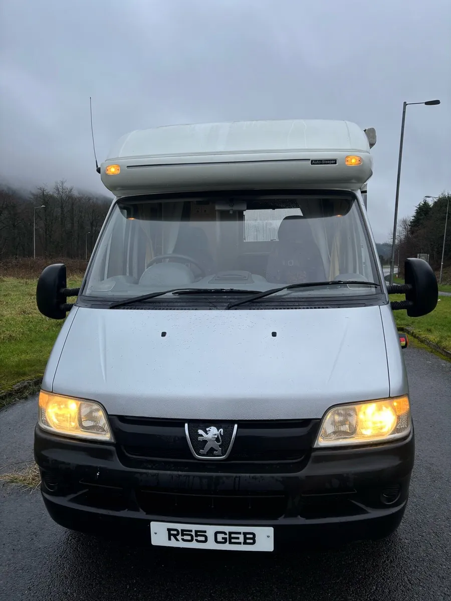 Peugeot boxer 2.8 TDI Auto Sleeper 2 berth NI - Image 3