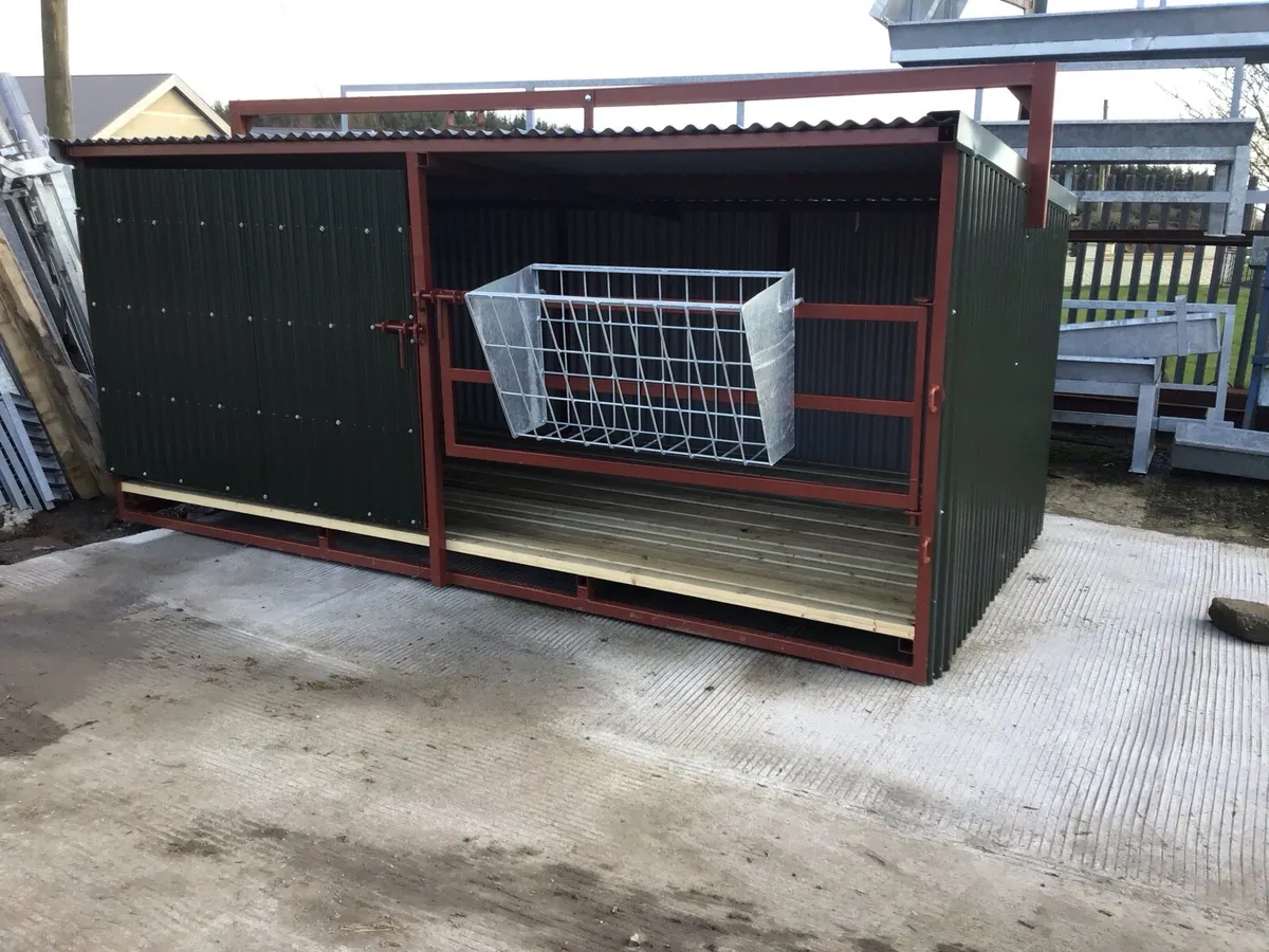 Feeding troughs calf huts - Image 1