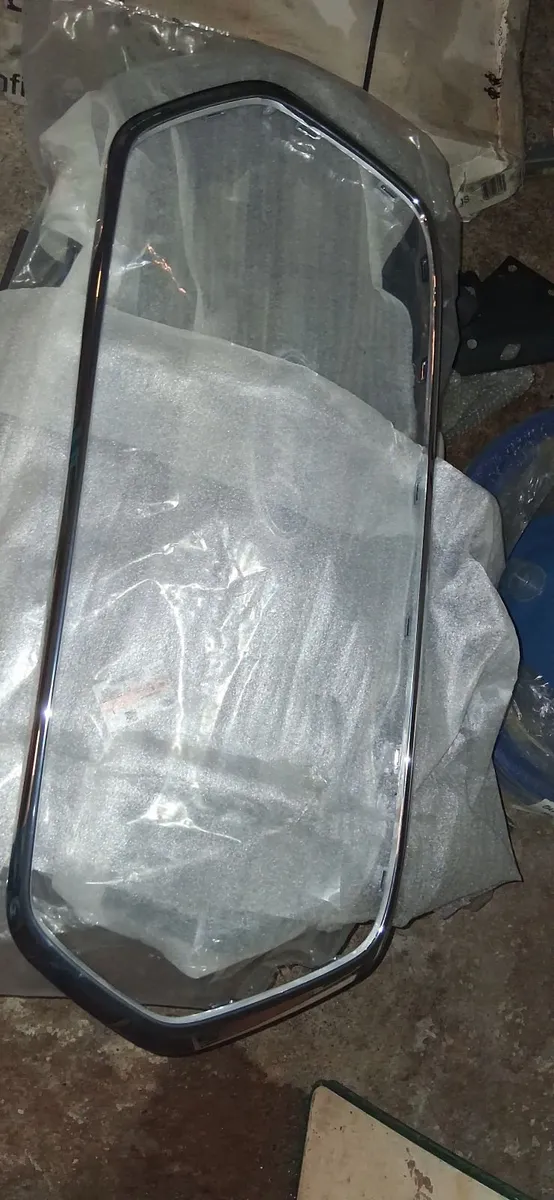 Ford Transit Chrome Grill - Image 1