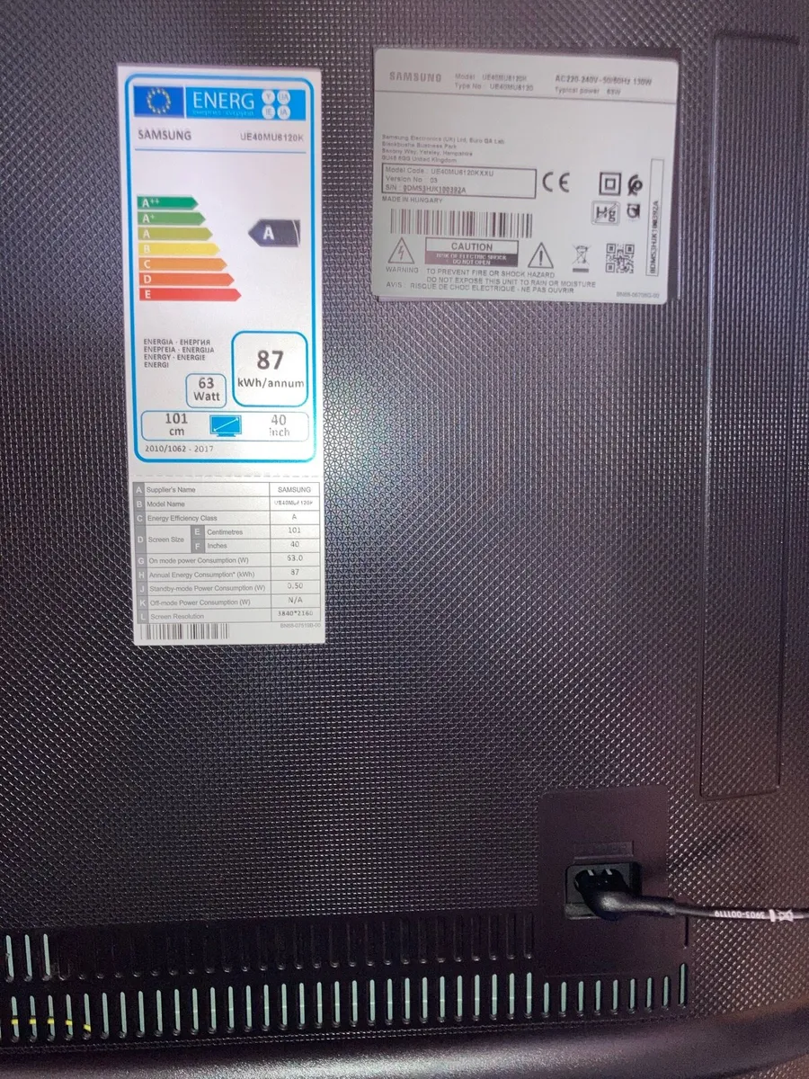 Samsung 40” Smart TV - Image 3