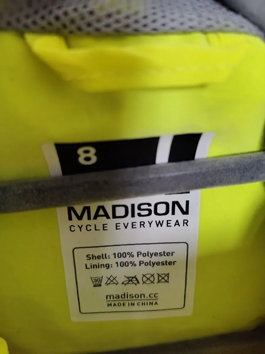 Waterproof Cycling Jacket (Women's) - Image 3