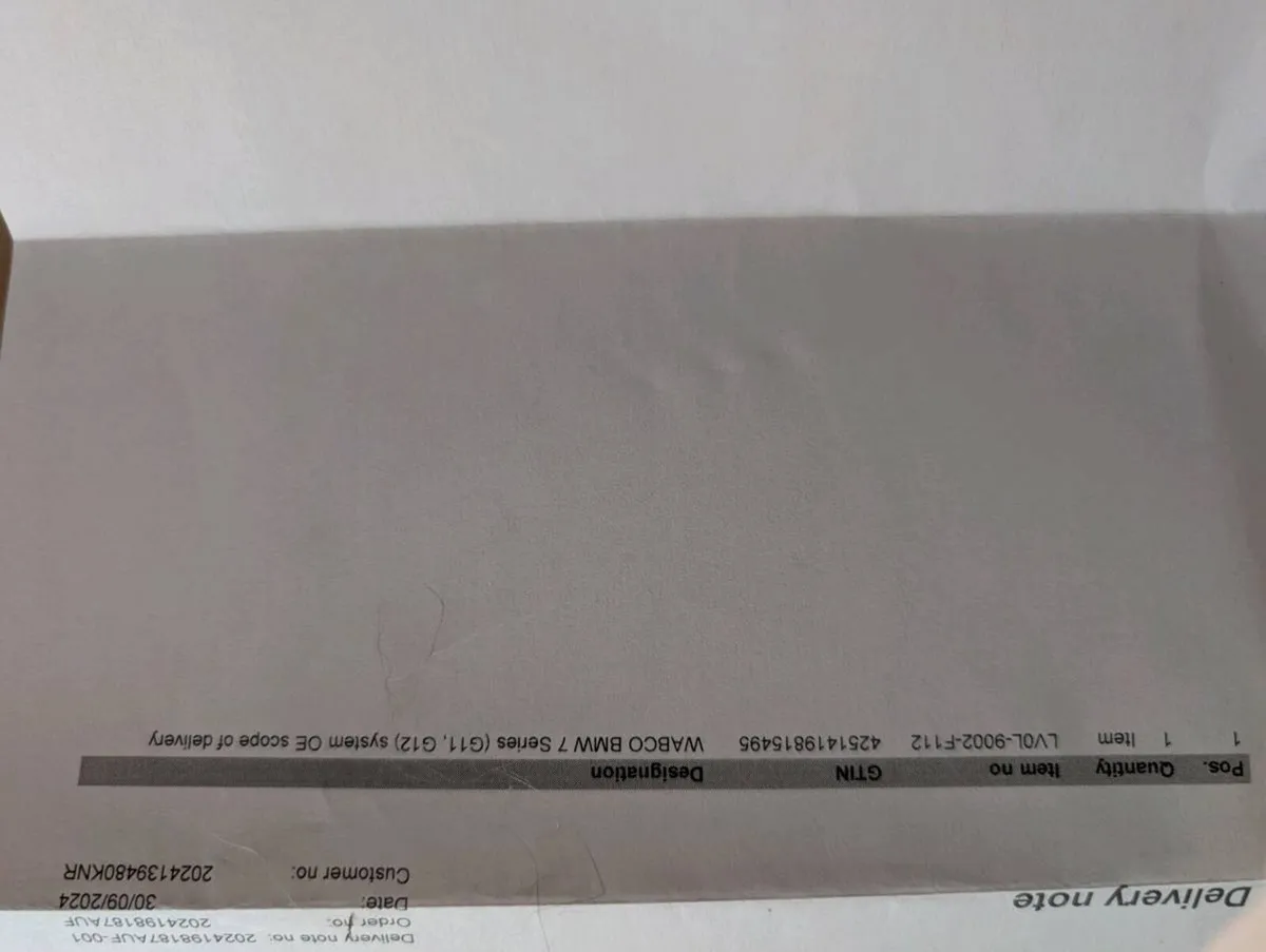 BMW 7 SERIES Air Compressor and relay - Image 4