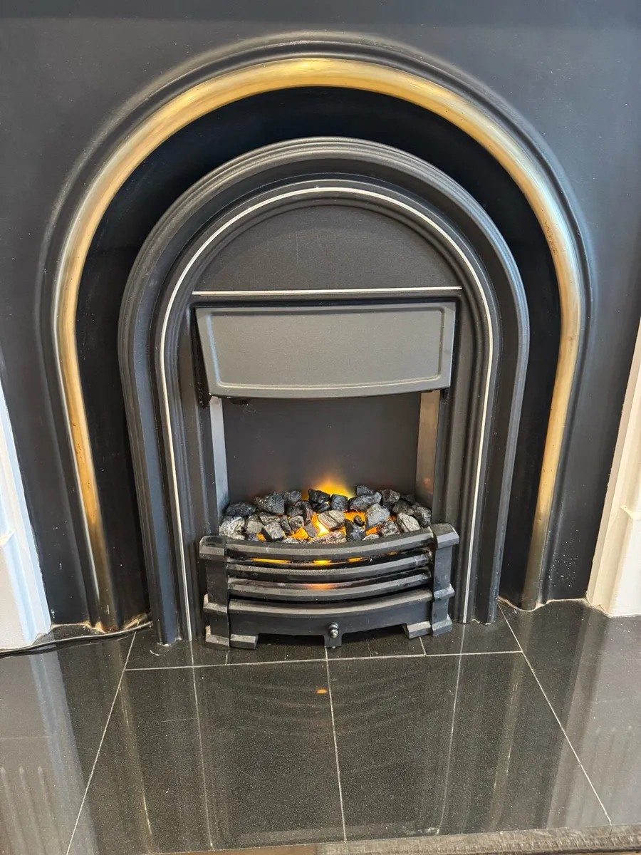 Electric fire - Image 2