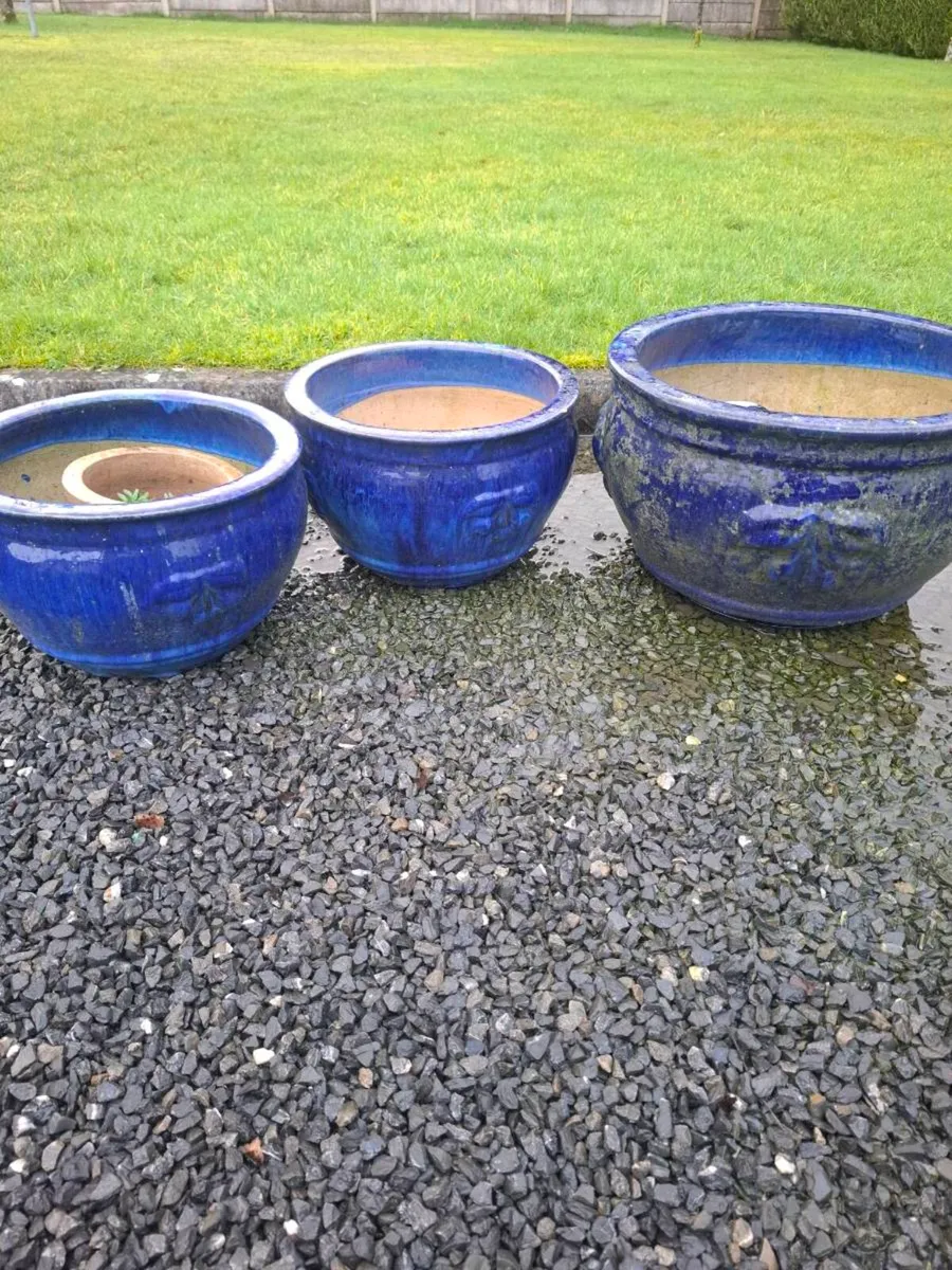 Three Blue ceramic pots - Image 3