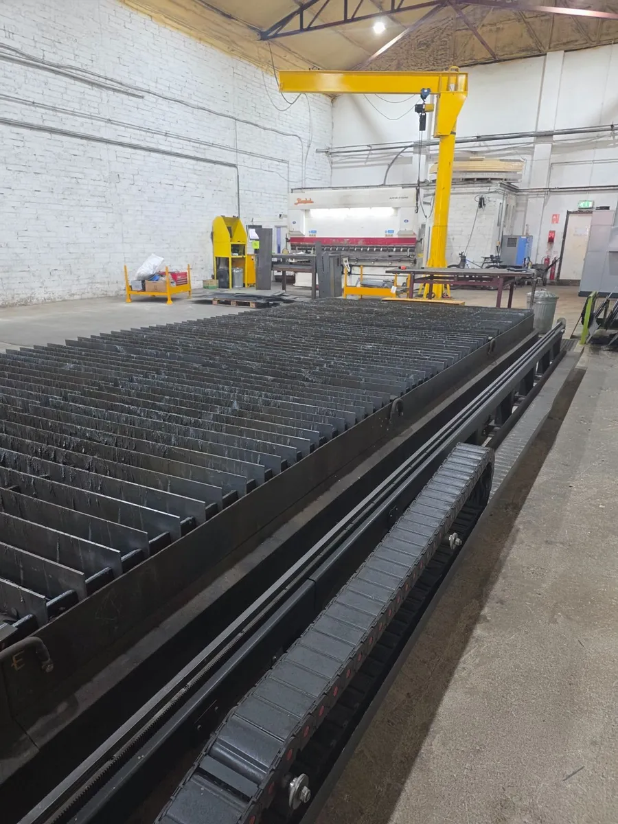 Kerf RUR3000P High Definition CNC Plasma Cutter - Image 4