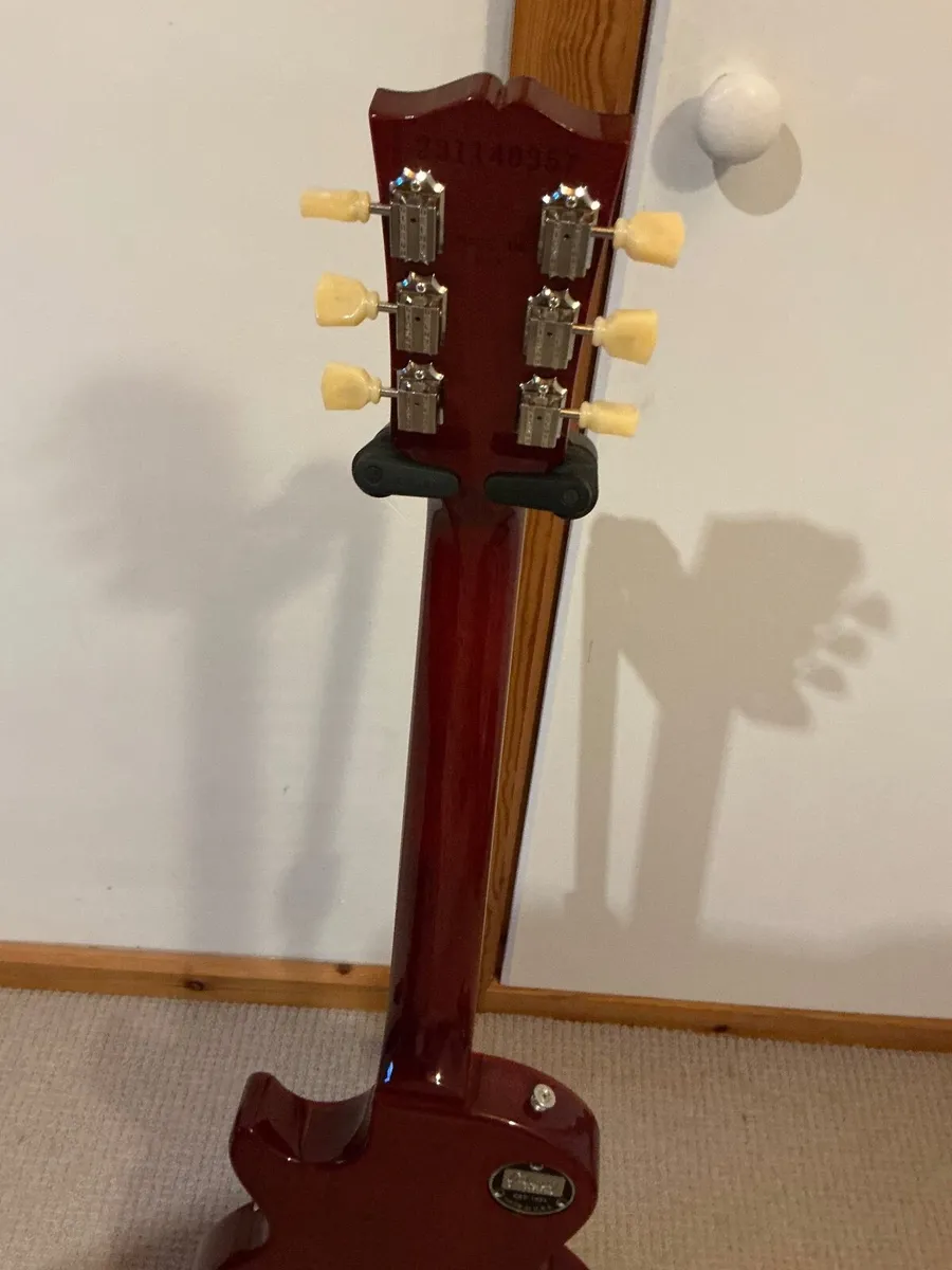 Gibson New version Les Paul studio 2025 - Image 2