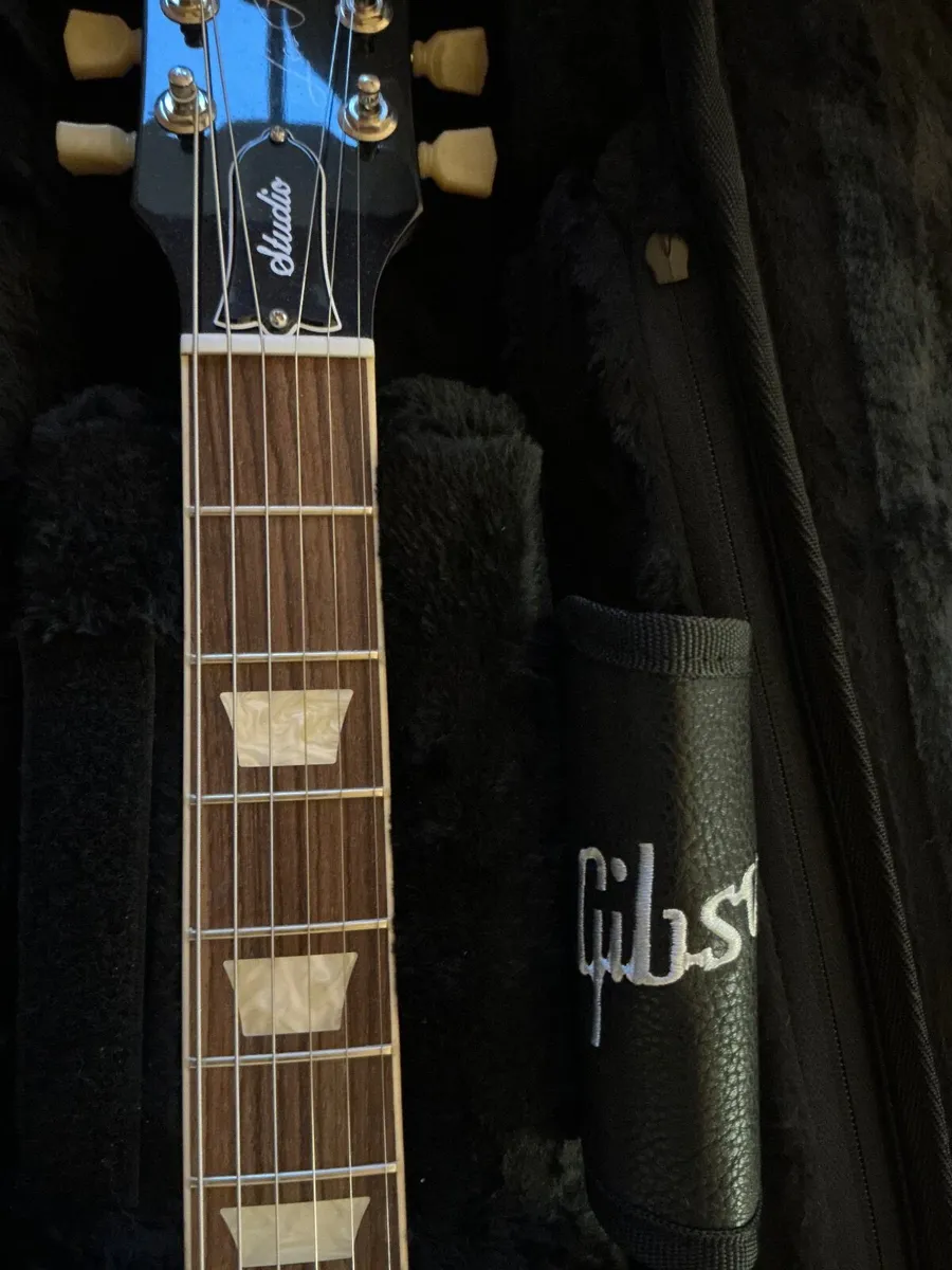 Gibson New version Les Paul studio 2025 - Image 4