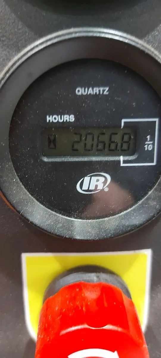 Air compressor - Image 2