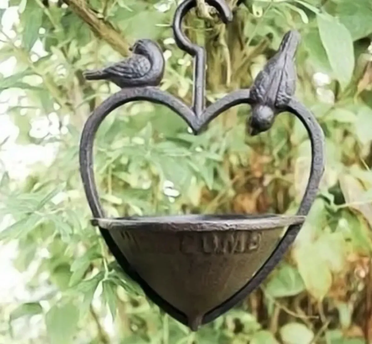 Cast Iron Loveheart Bird Feeder NEW - Image 1