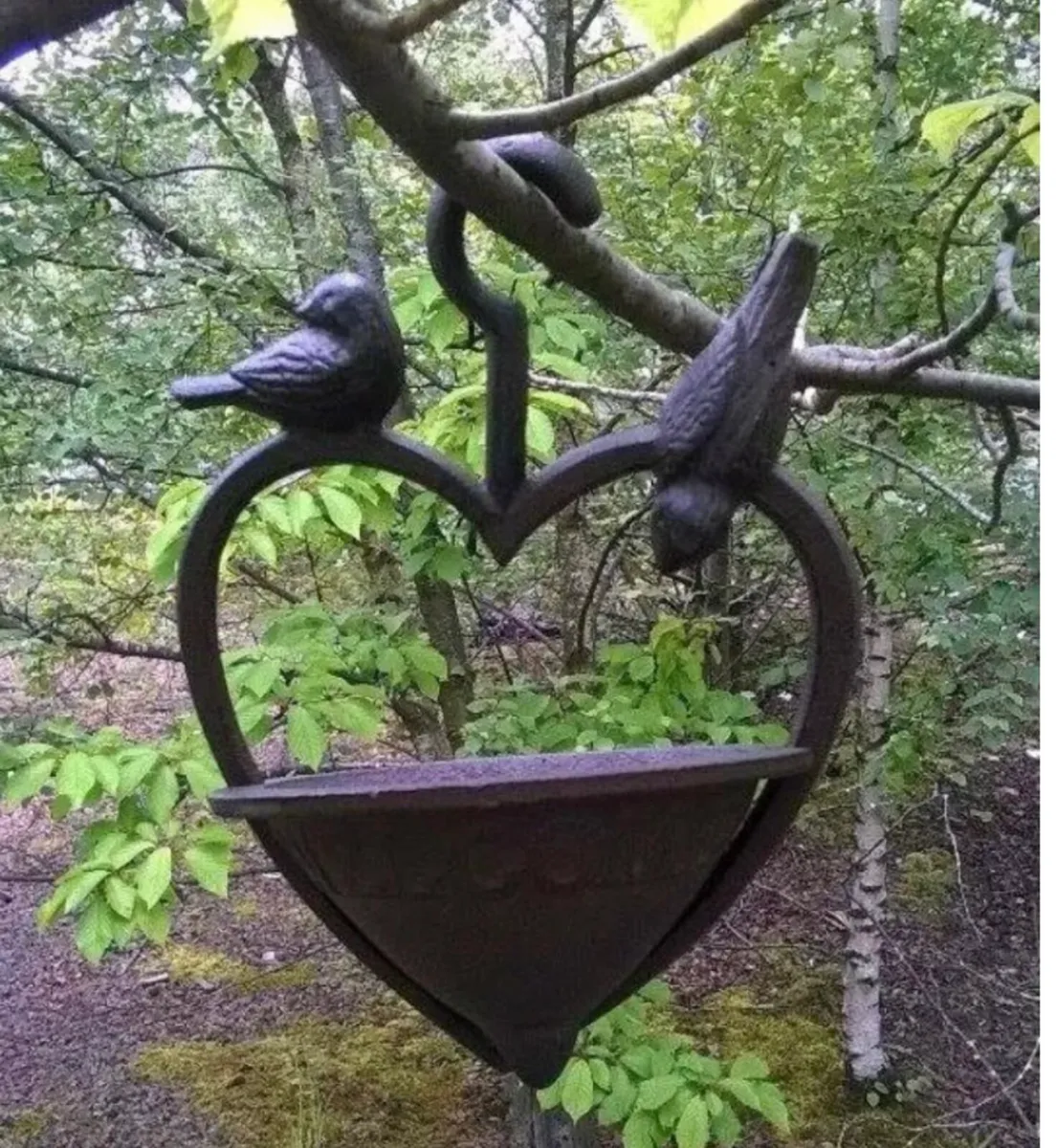 Cast Iron Loveheart Bird Feeder NEW - Image 2