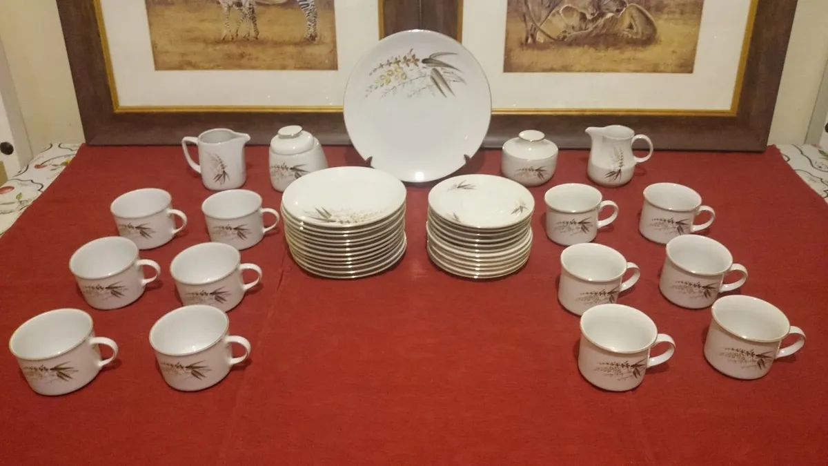 41 Pc. Winterling Bavaria Germany 12 Person Teaset - Image 3