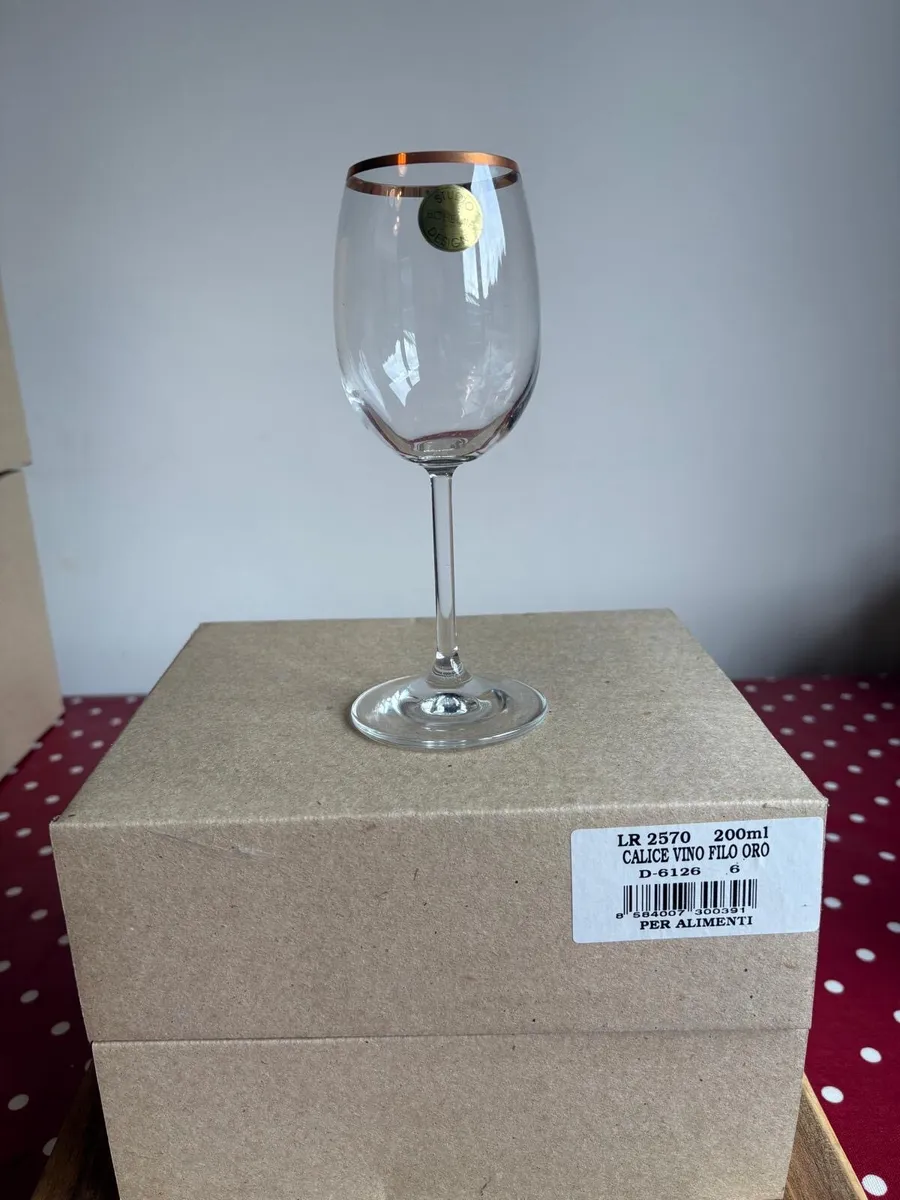 Glassware - Image 4