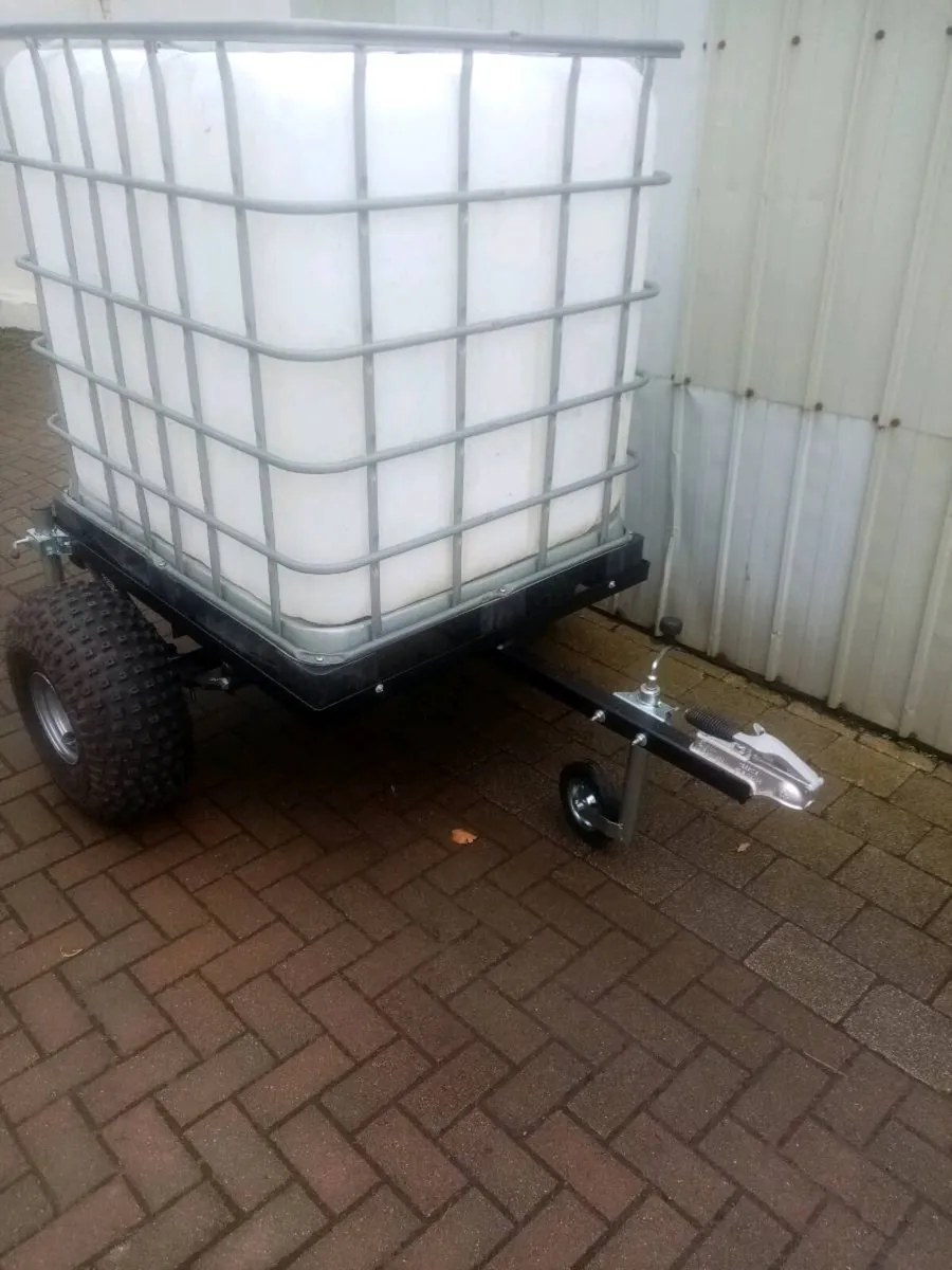 Water drinker - Image 1