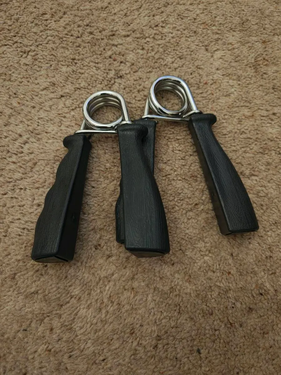 Adjustable Dumbbells Set + 2 Grip Strengtheners - Image 4