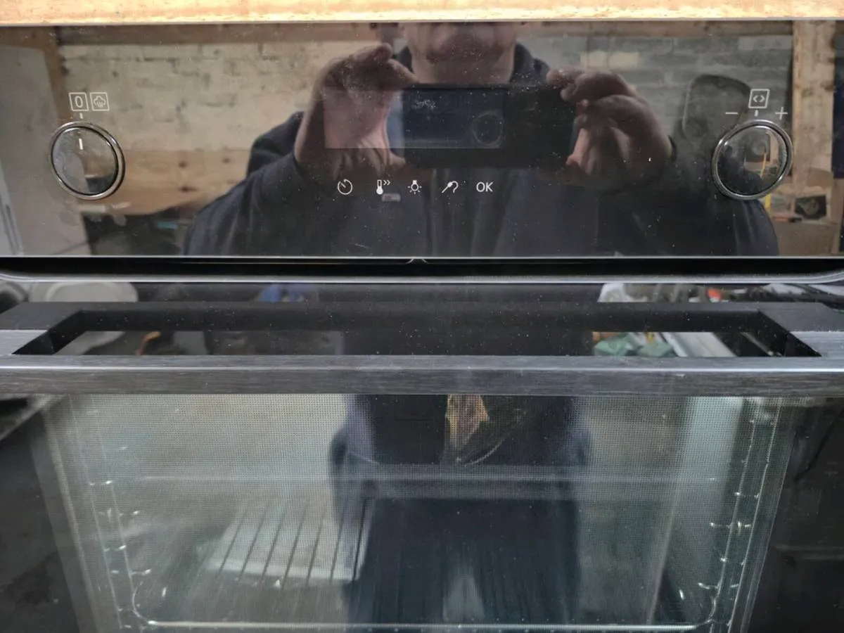 NEW AEG SteamBake Pyrolytic Self-Cleaning Single O - Image 3