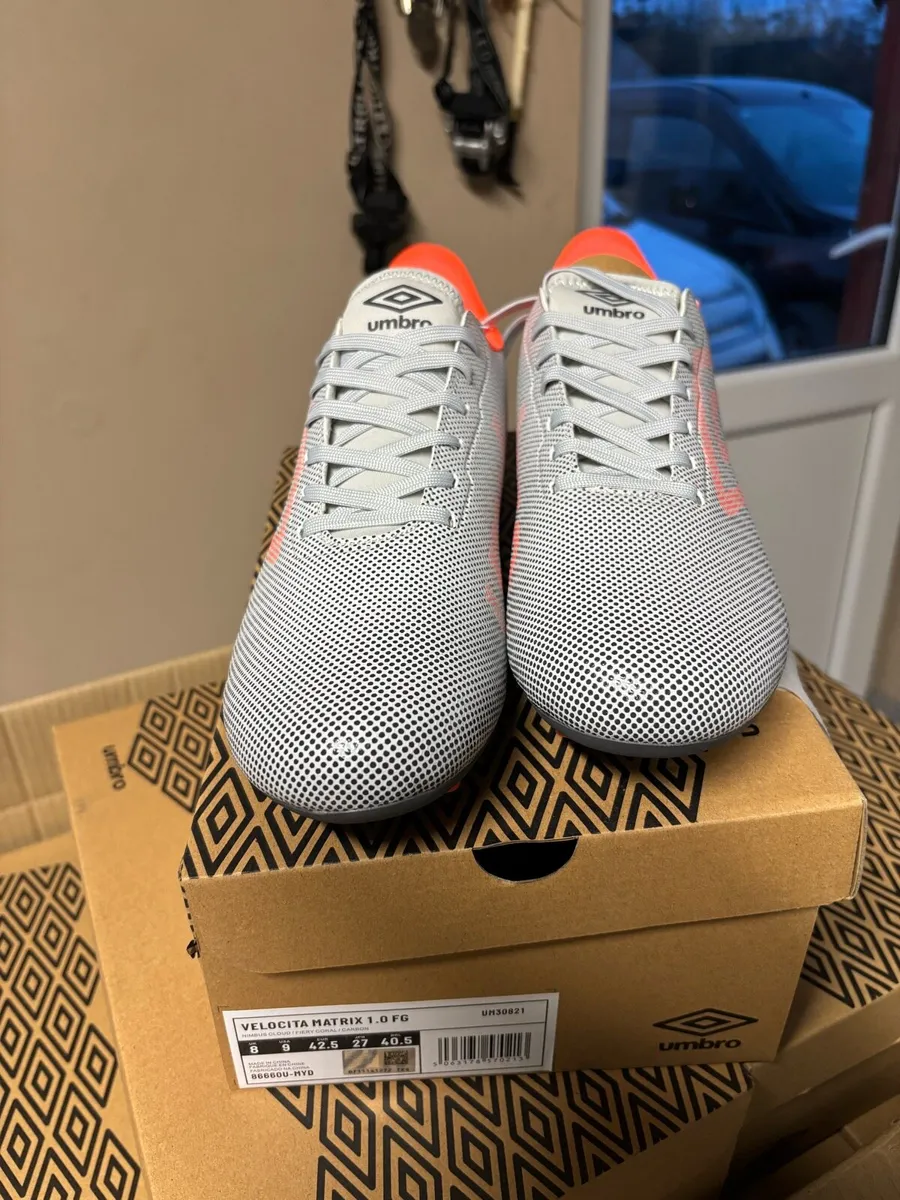 New Umbro football boots sizes 8,9 and 10 - Image 2