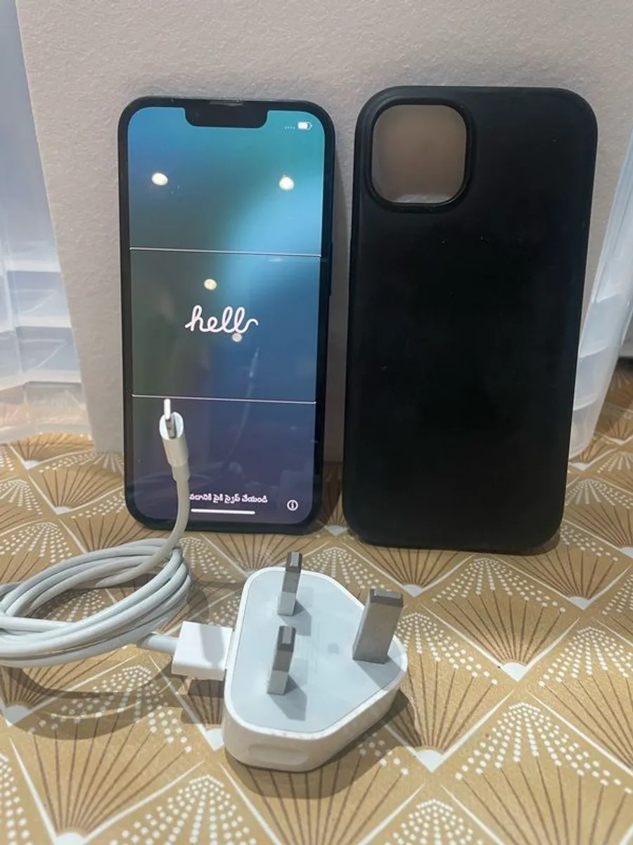 Iphone 13 - Image 1