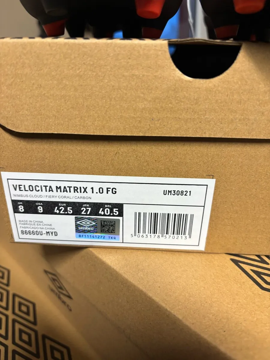 New Umbro football boots sizes 8,9 and 10 - Image 3