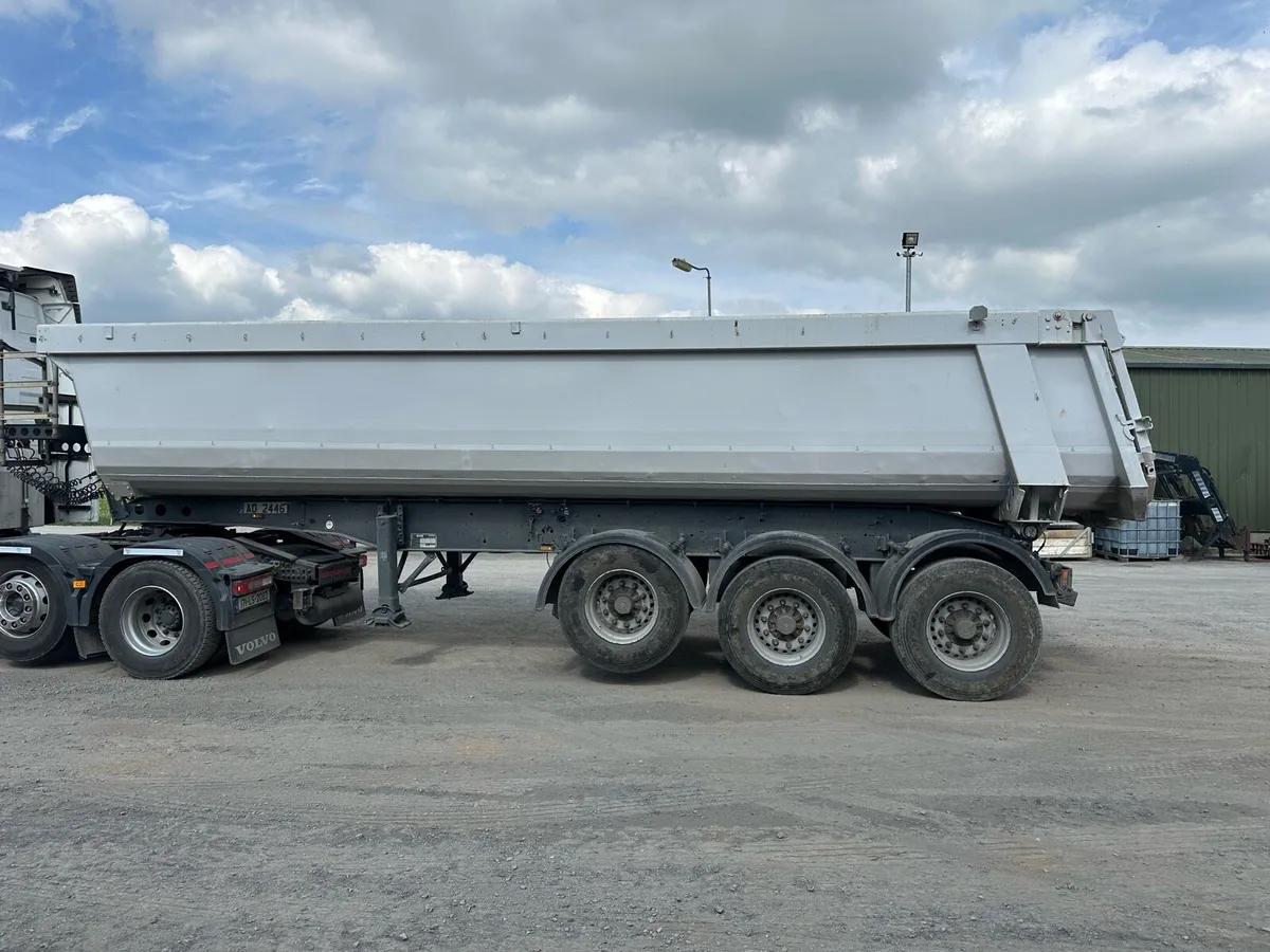 Schmitz tipping trailer - Image 2
