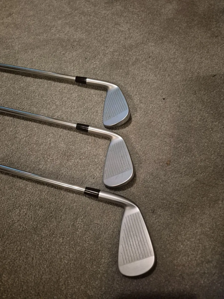Mizuno irons  925 hot metal pro - Image 4