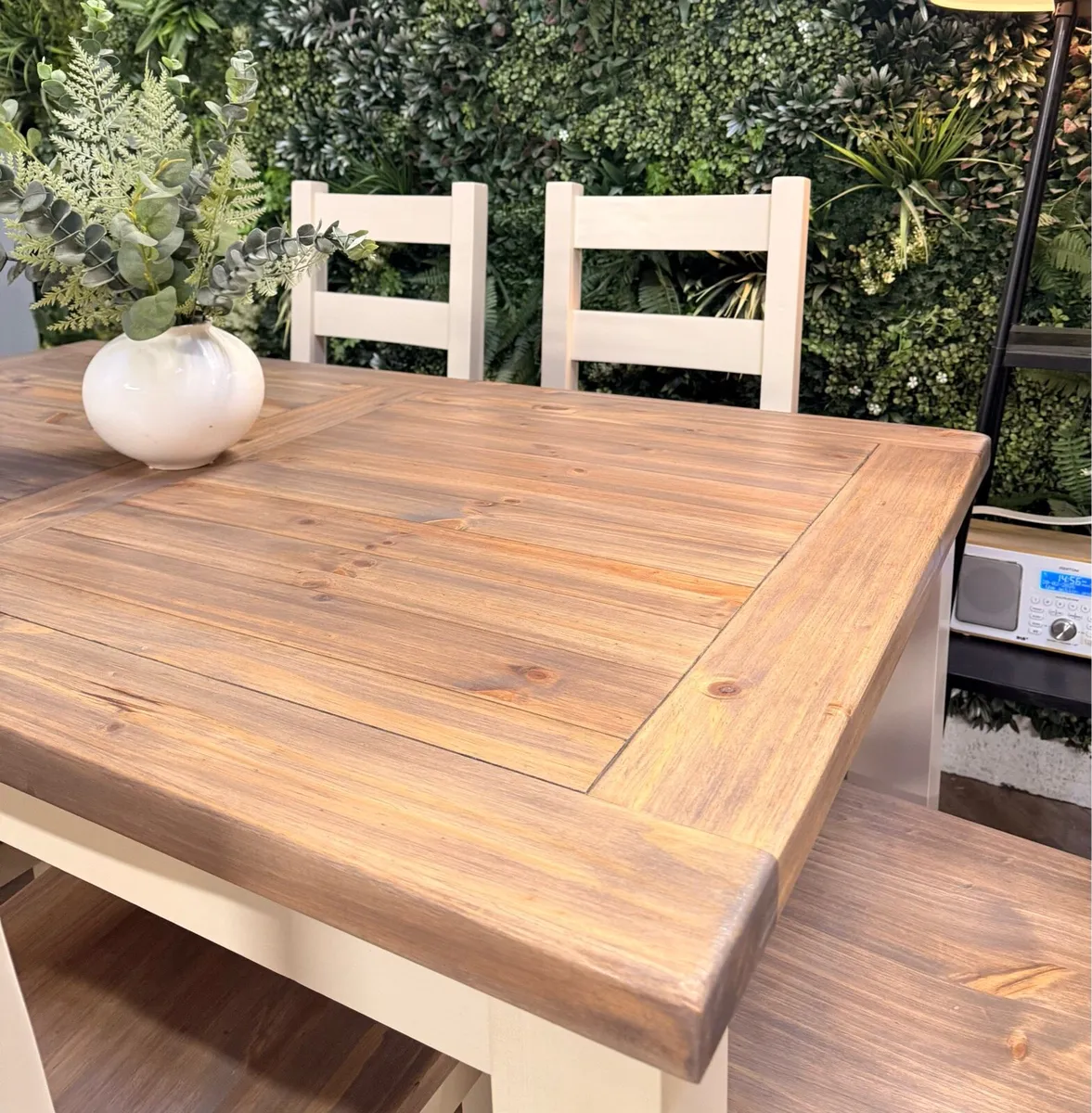 Rustic style kitchen table & 6 chairs - Image 4