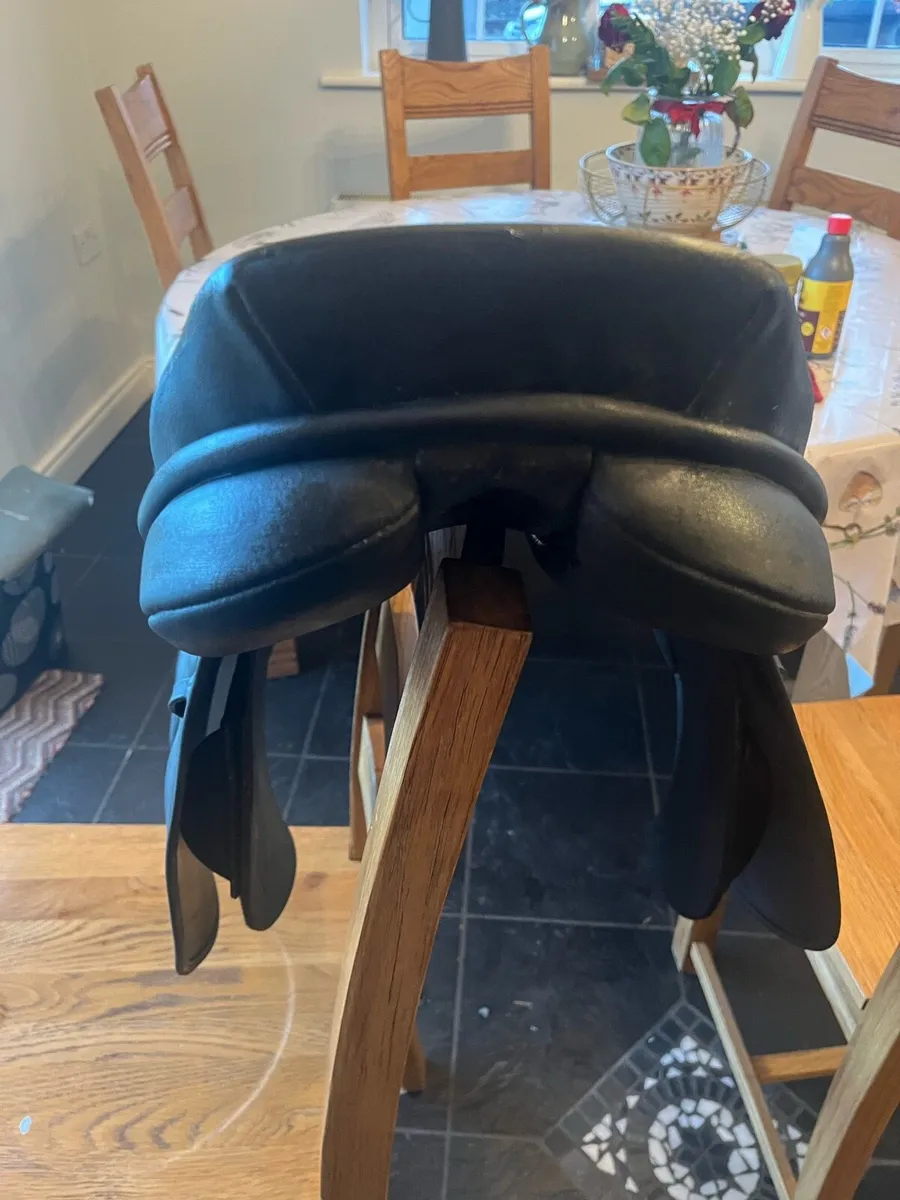 Saddle - Image 3