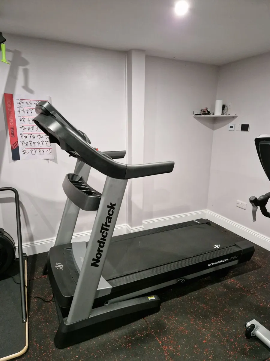 Commercial treadmill, Nordic track 1750 - Image 1