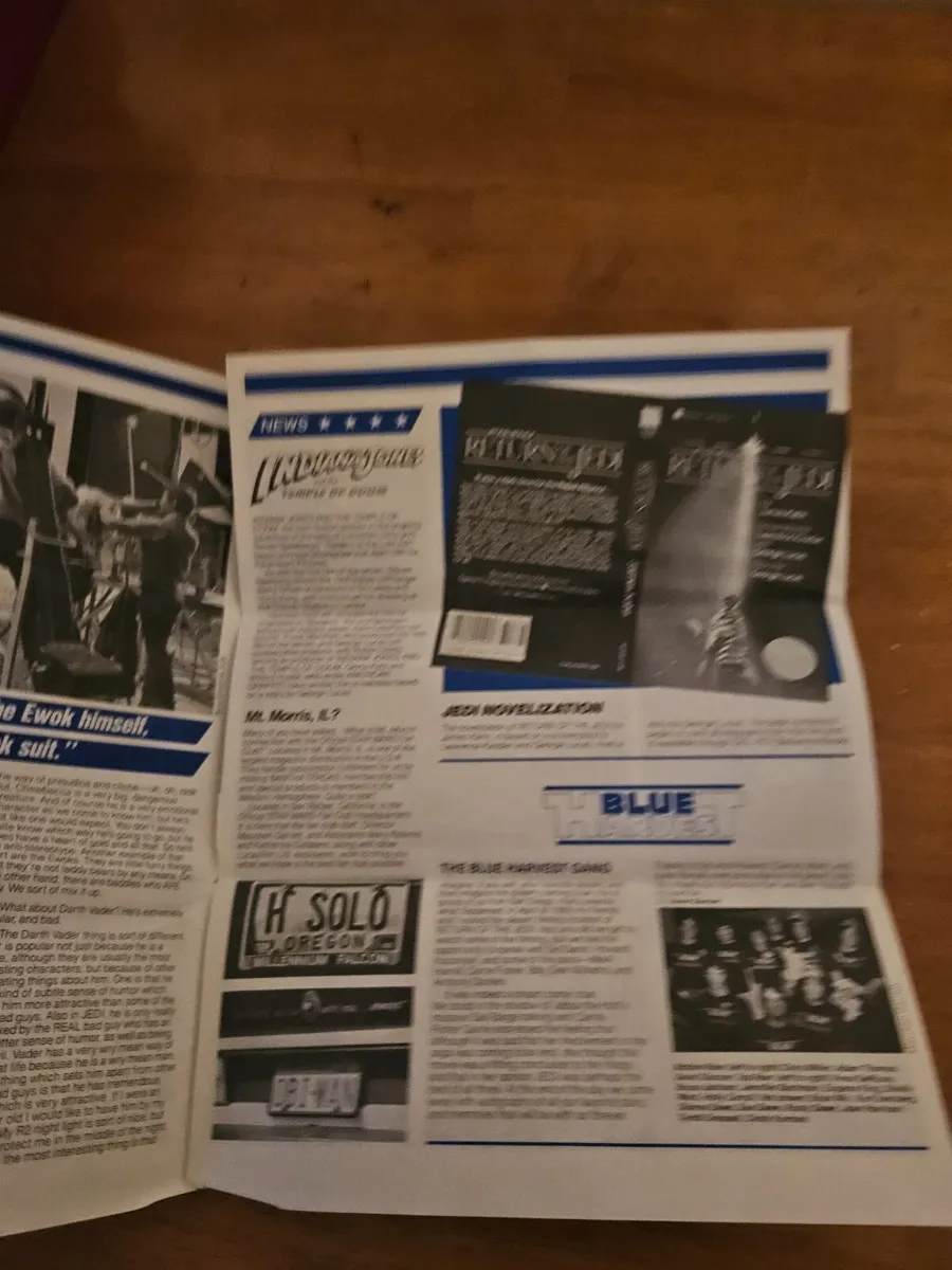 Vintage Star Wars Bantha Tracks Fan Club Magazine - Image 2