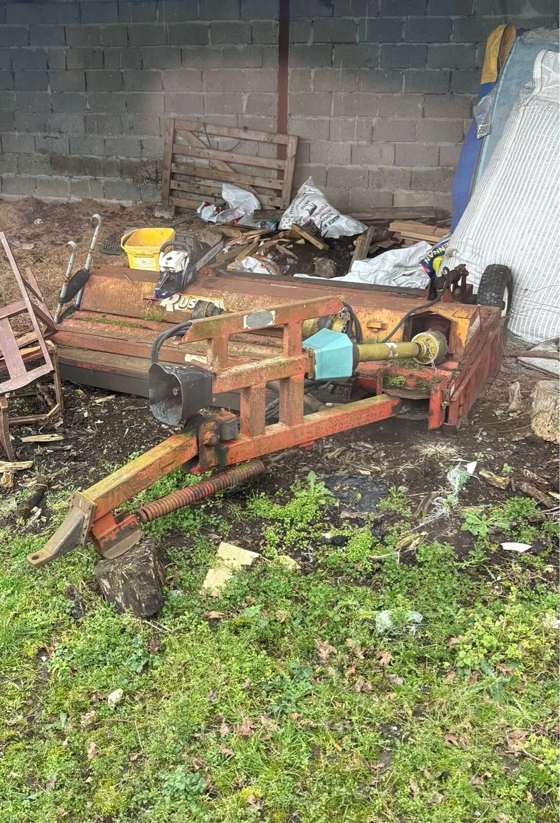 Farm equipment - Image 1