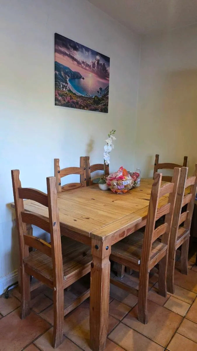 Table and 6 chairs for sale - Image 4
