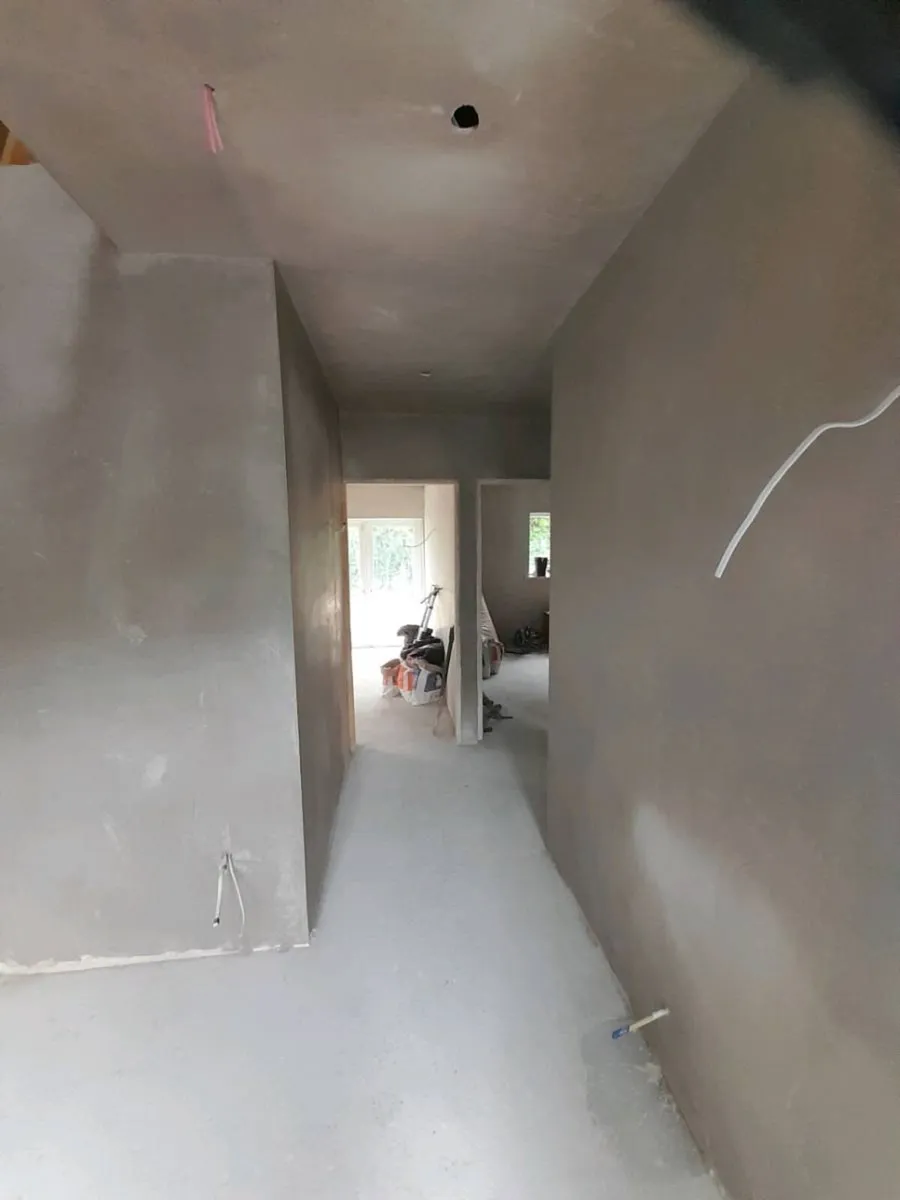 Plasterer available this week - Image 4