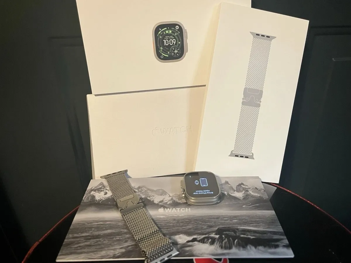 Apple Watch Ultra 3 Natural Titanium - Image 1