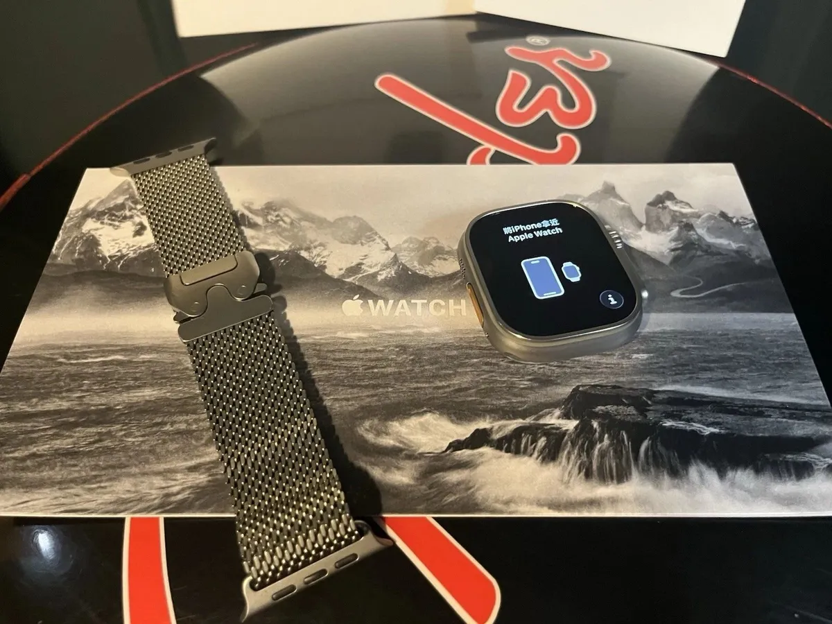 Apple Watch Ultra 3 Natural Titanium - Image 2