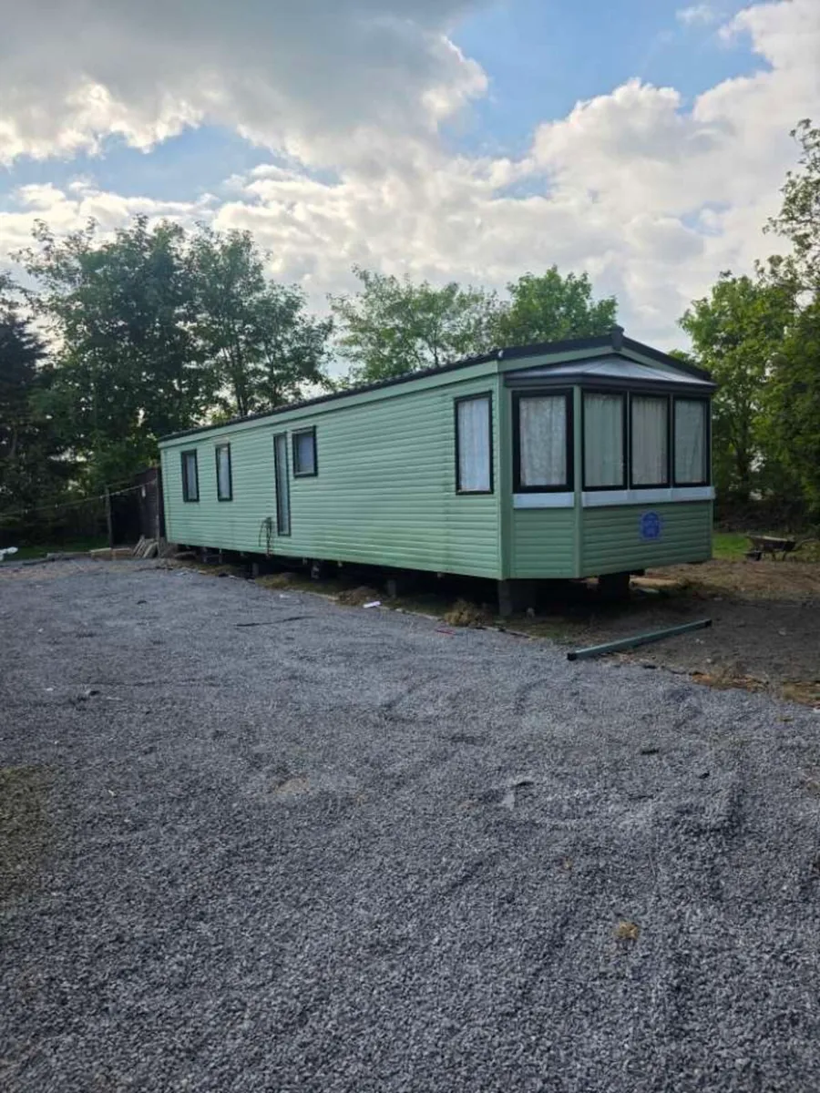 Mobile home - Image 1
