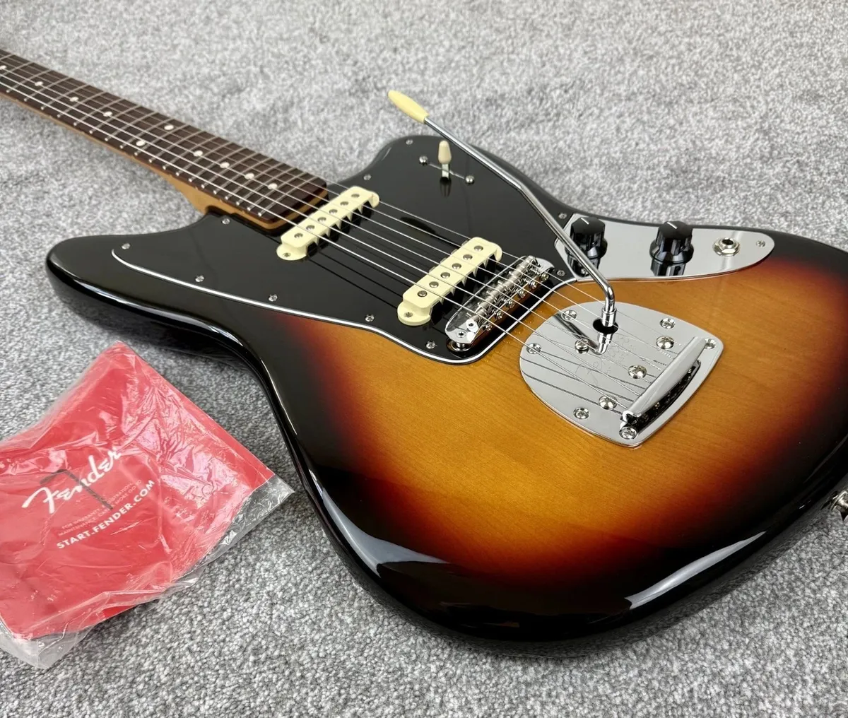 Fender Player II Jaguar in 3 Color Sunburst - Image 4