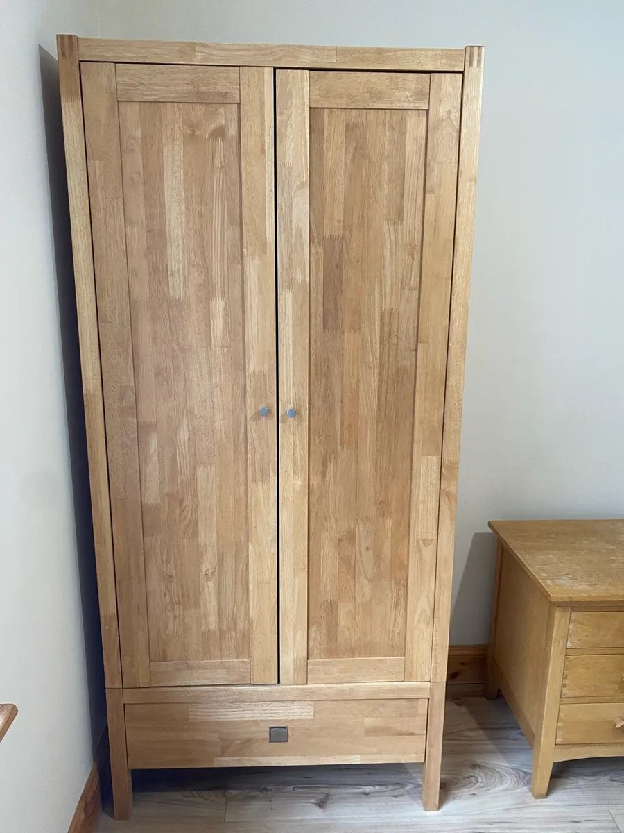 Wardrobe and 3 bedside lockers - Image 1