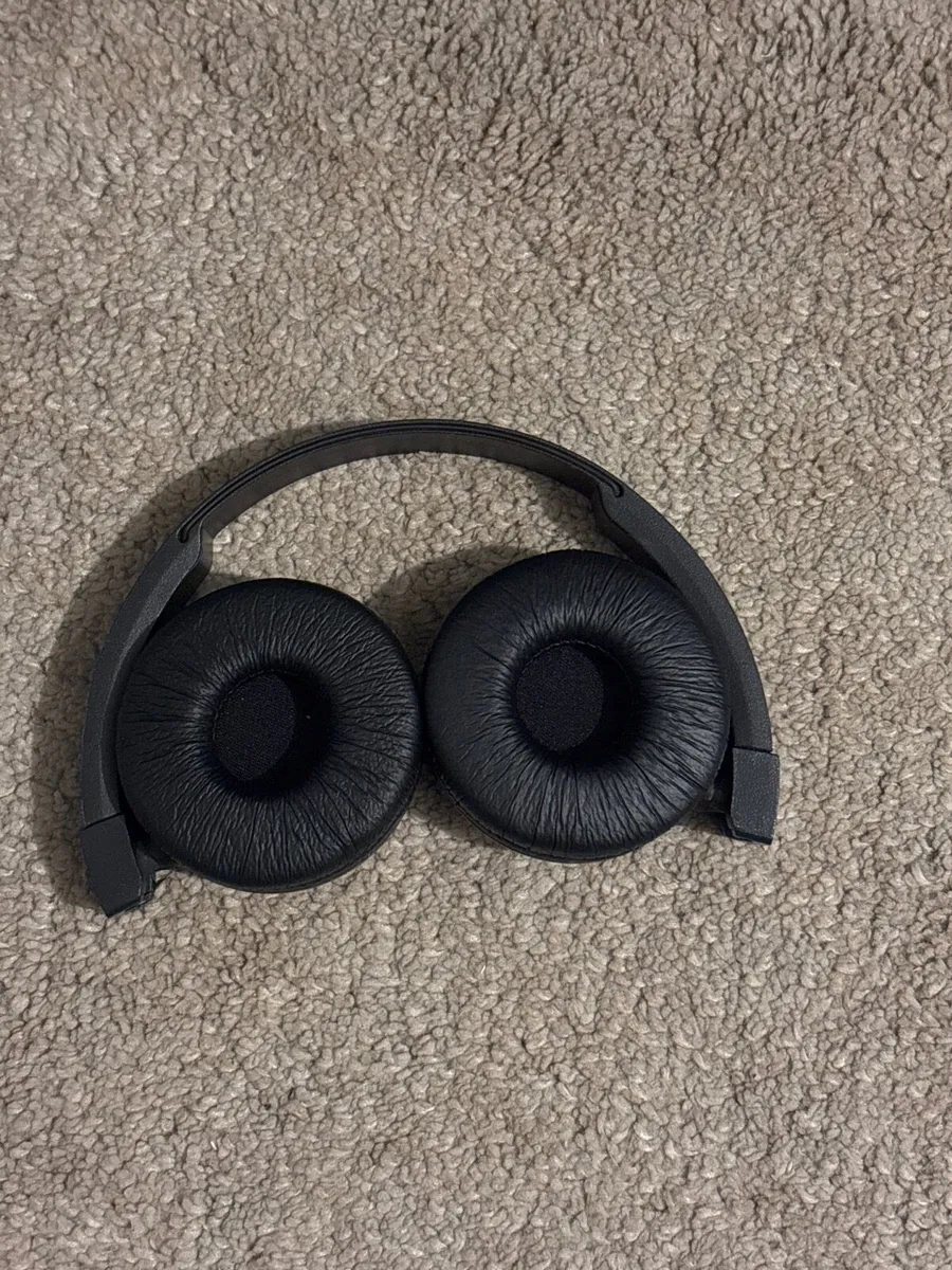 JBL headphones - Image 3