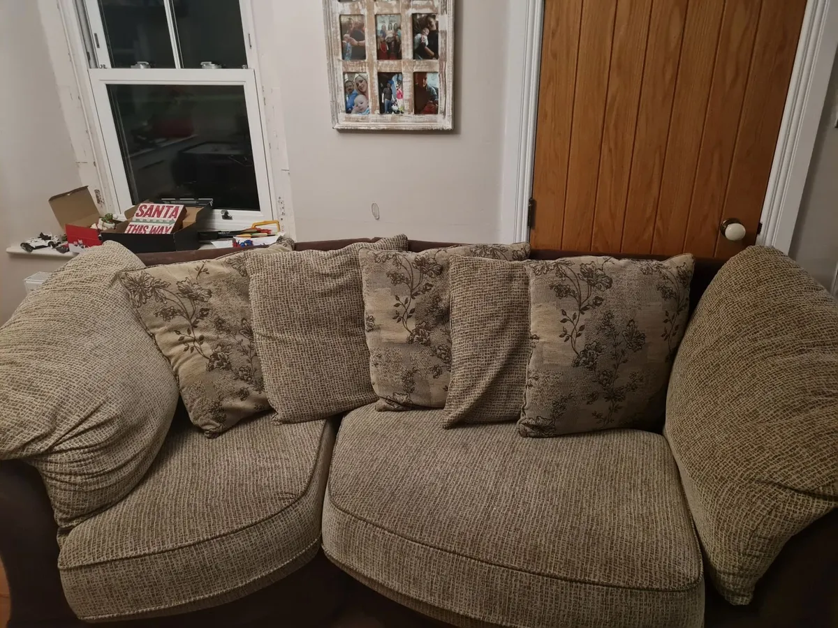 Couch for sale - Image 3