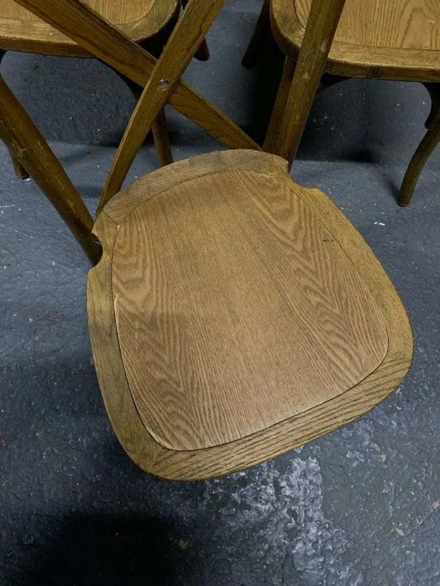 Set of 6 Vintage Bentwood Cross-Back Chairs. - Image 4