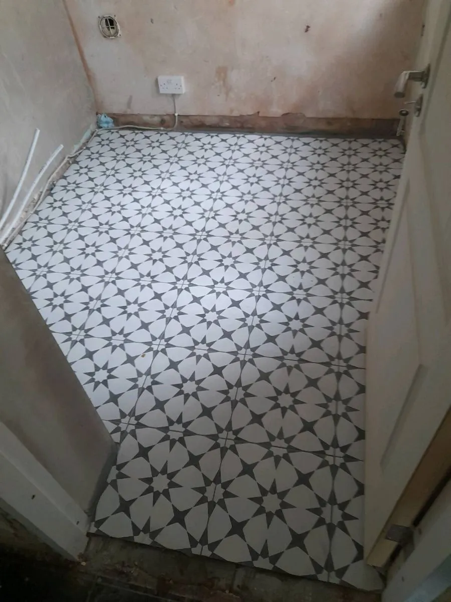 Bathroom renovations - Image 2