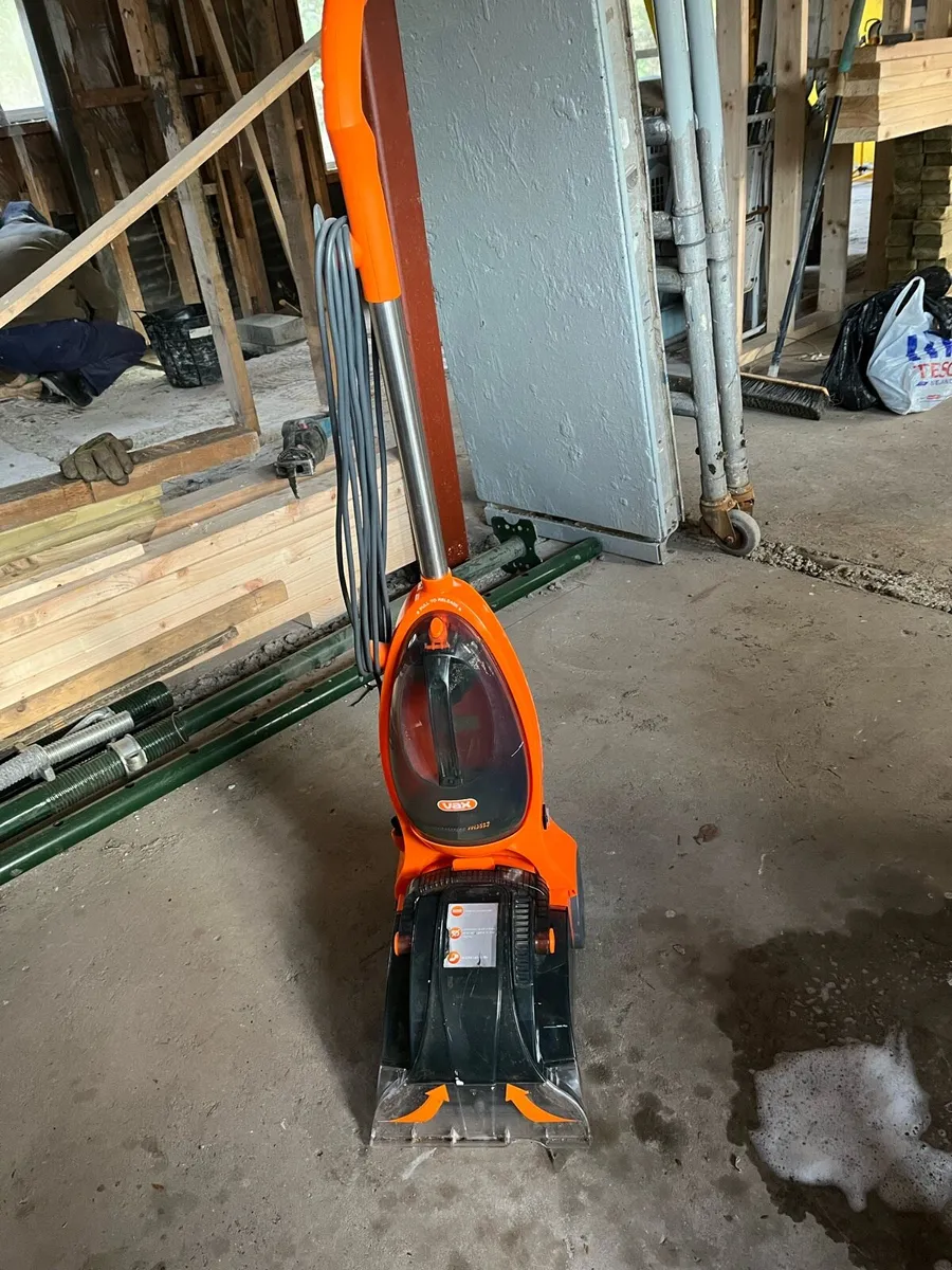 Carpet cleaner - Image 2