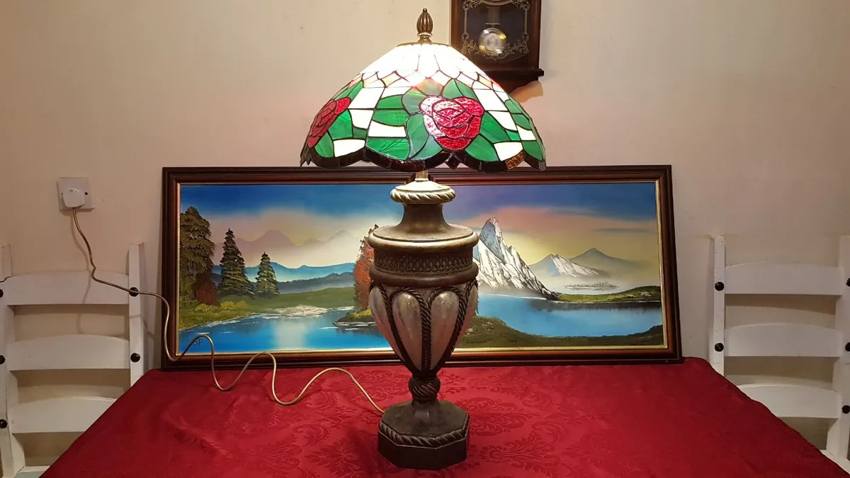 Vintage 34"Tall ArtDeco Bronze/Copper Tiffany Lamp - Image 1